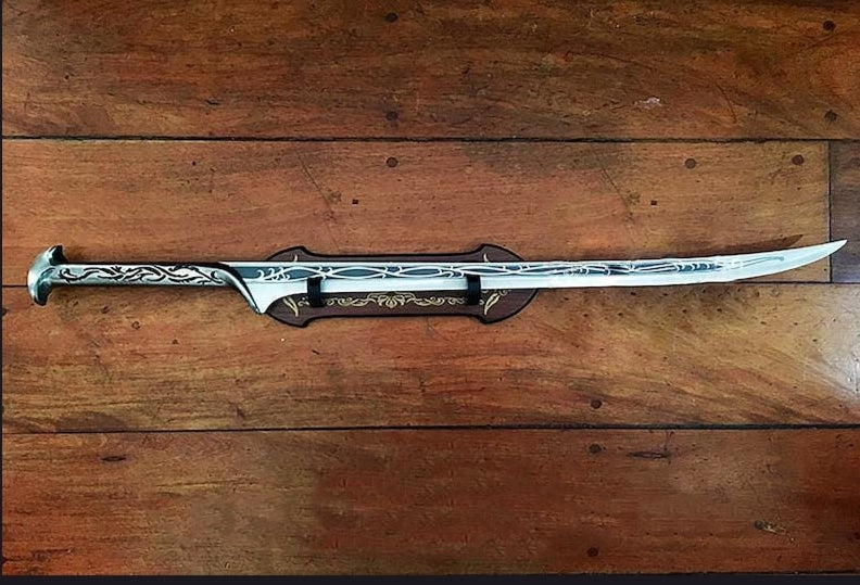 Thrunduil Sword ( Including wall mount)
