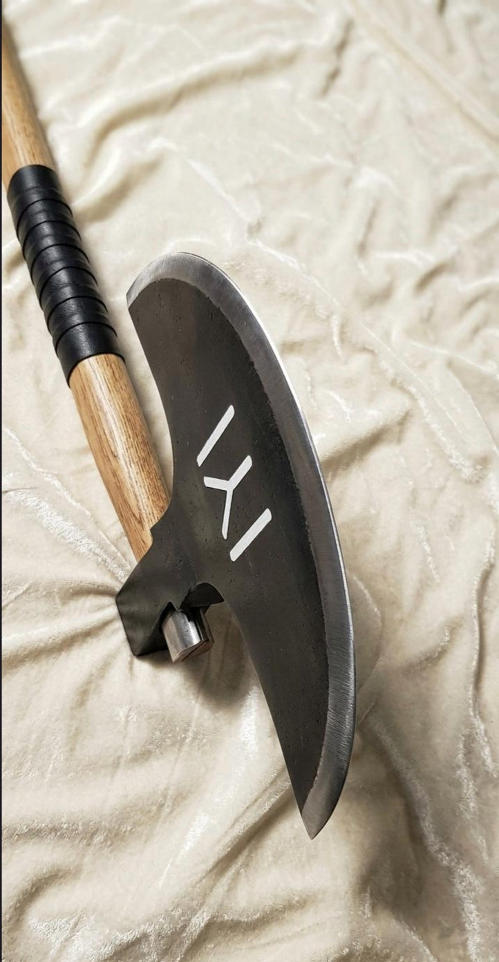 Ertugul ( Axe )